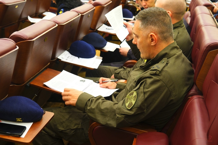 Более 100 калининградских росгвардейцев написали Диктант Победы (видео)