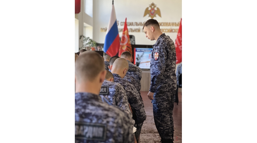 Более 100 калининградских росгвардейцев написали Диктант Победы (видео)