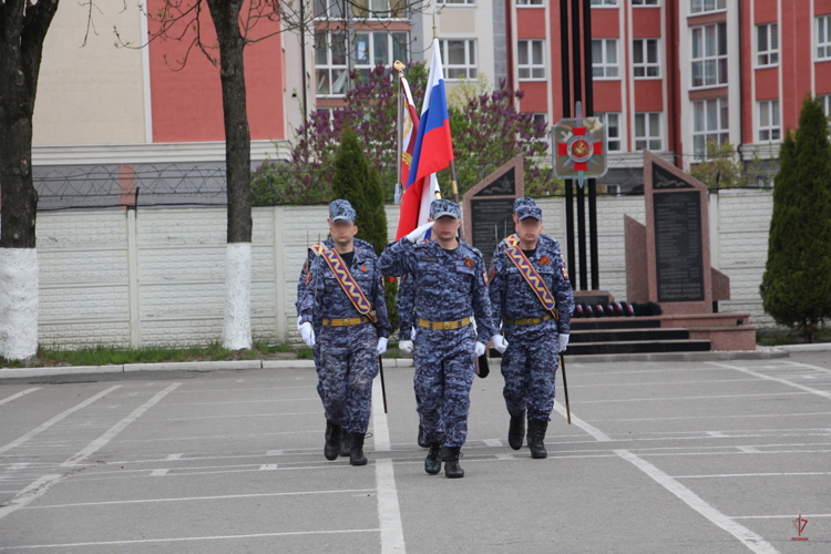 82-ую годовщину со дня основания отмечают ветераны и военнослужащие калининградского полка Росгвардии 