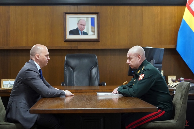 Командующий Северо-Западным округом Росгвардии проверил организацию обеспечения общественной безопасности в Калининграде