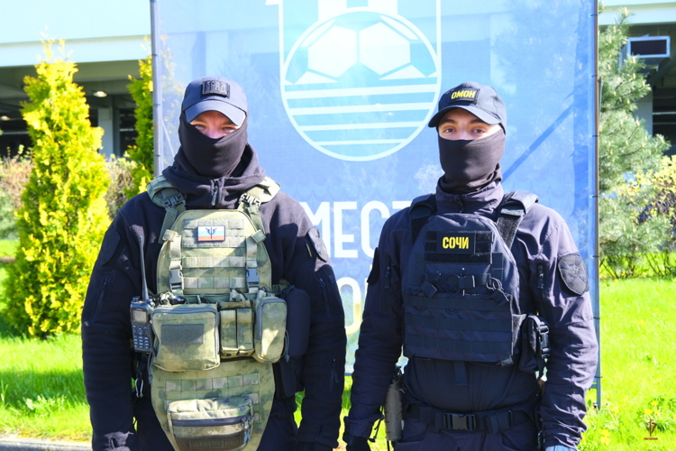 Безопасность футбольного матча Первой лиги обеспечили калининградские росгвардейцы
