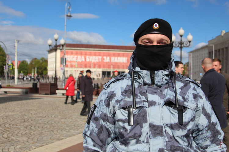  Калининградские росгвардейцы приняли участие в генеральной репетиции парада Победы