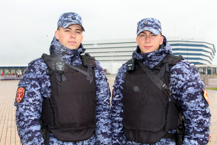 Безопасность футбольного матча Первой лиги обеспечили росгвардейцы в Калининграде