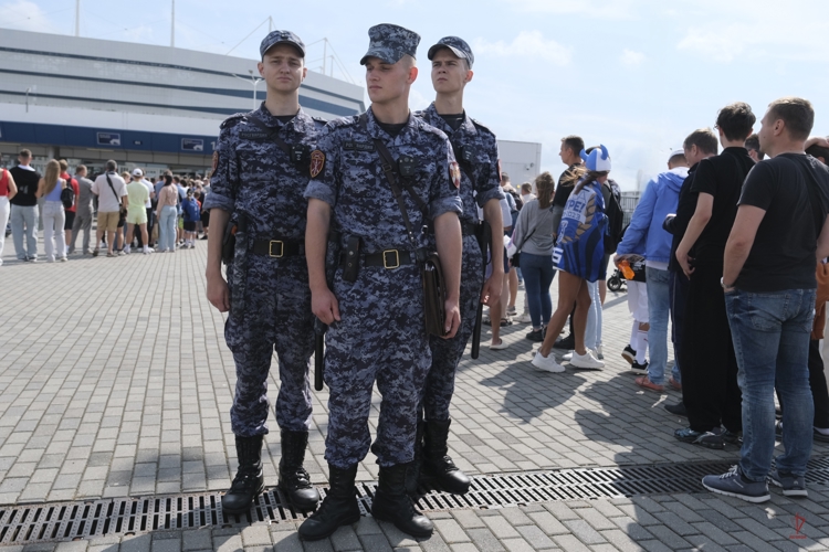 В Калининграде росгвардейцы обеспечили безопасность футбольного матча РПЛ