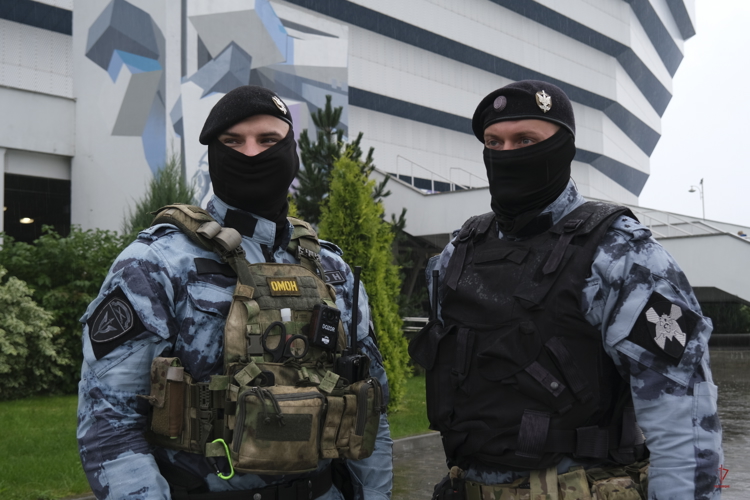   В Калининграде росгвардейцы обеспечили безопасность футбольного матча РПЛ