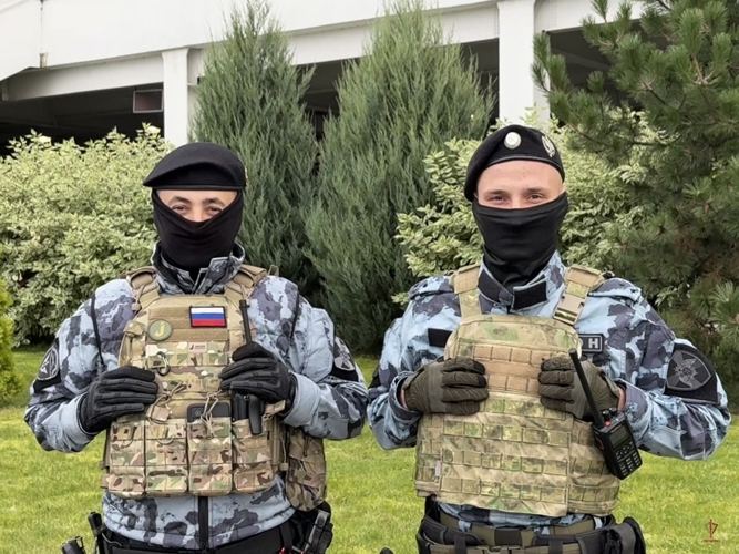 Безопасность футбольного матча РПЛ обеспечили калининградские росгвардейцы