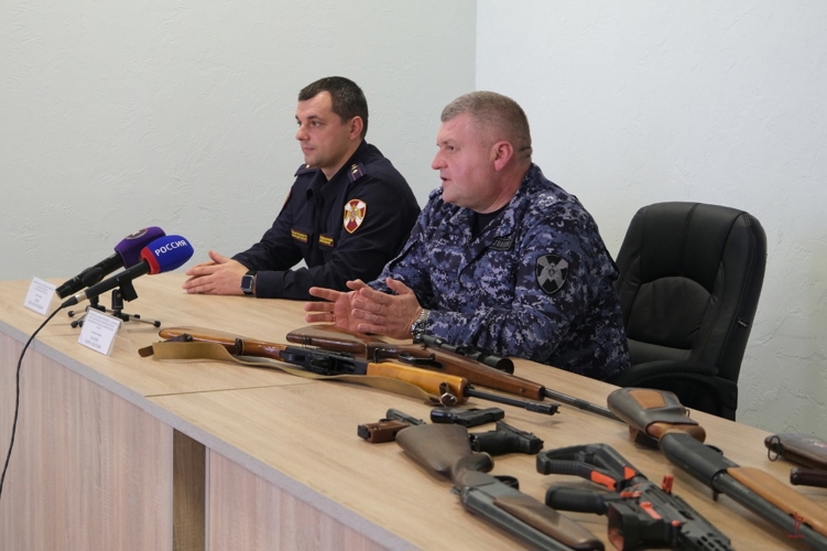 В Калининграде состоялась пресс-конференция начальника Центра лицензионно-разрешительной работы регионального Управления Росгвардии