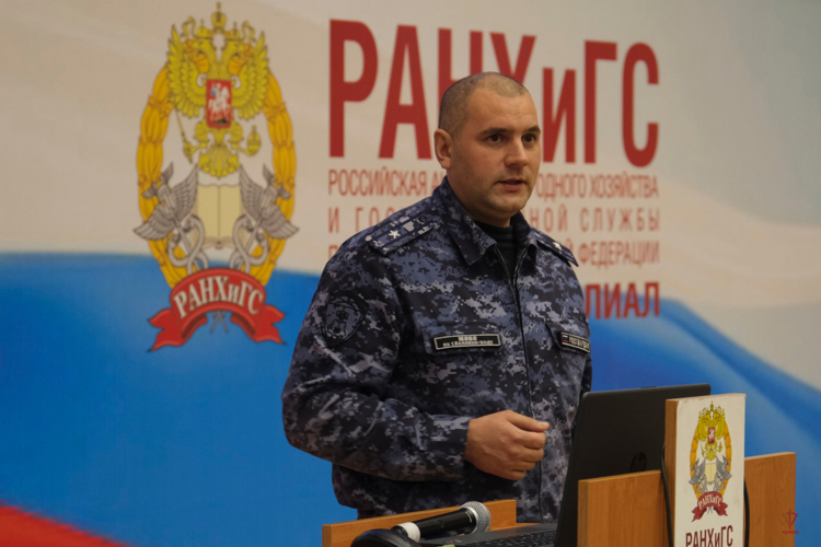 Более трехсот калининградских студентов приняли участие в профориентационных встречах с росгвардейцами