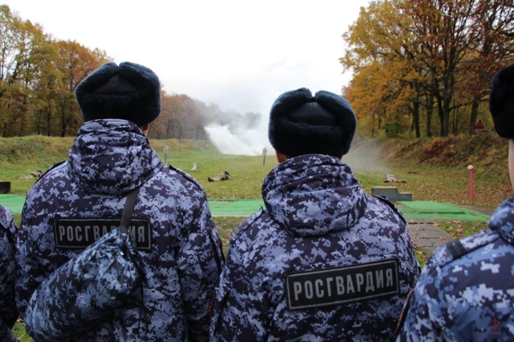 «Работа для сильных духом»: в Калининграде росгвардейцы провели интерактив для военнослужащих по призыву 