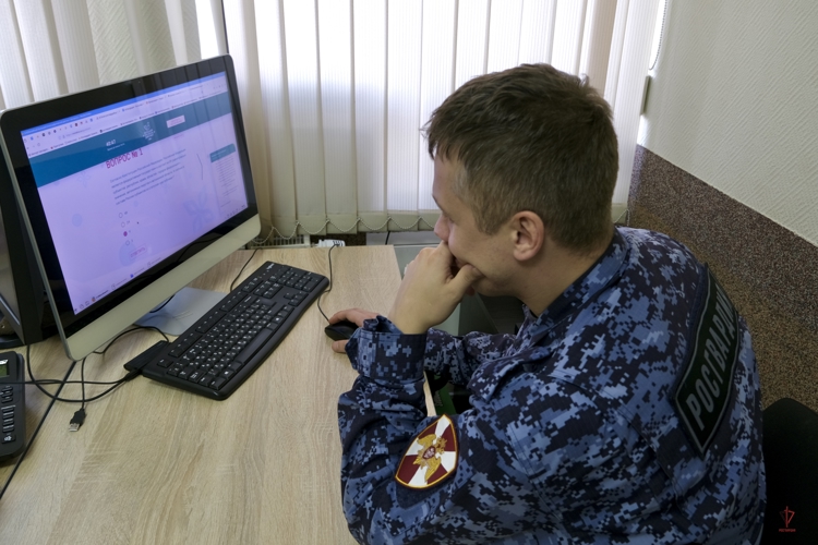 В Калининграде росгвардейцы написали «Большой Этнографический диктант»