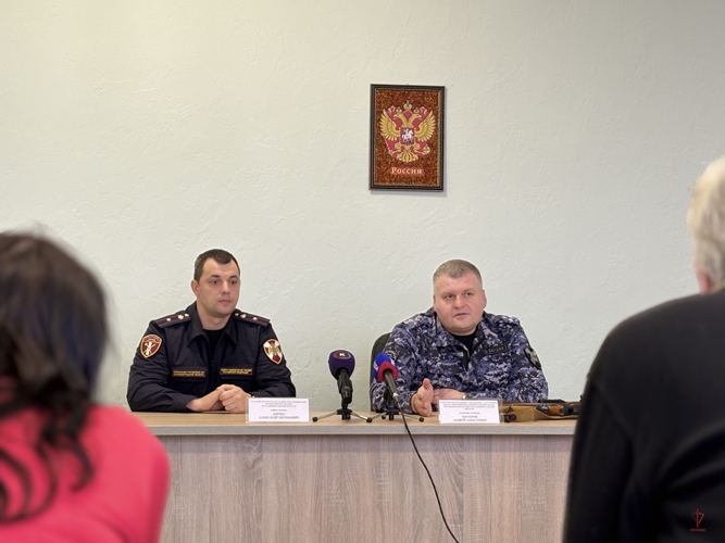 В Калининграде состоялась пресс-конференция начальника Центра лицензионно-разрешительной работы регионального Управления Росгвардии