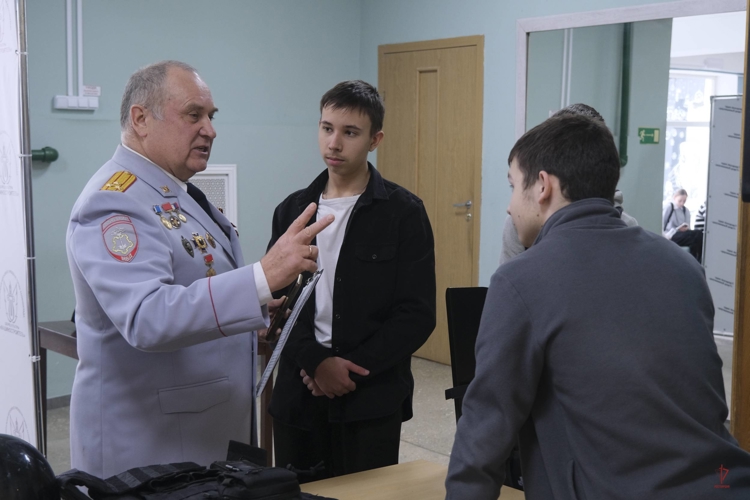 В Калининграде прошло интерактивное мероприятие, приуроченное к празднованию 10-летия Росгвардии 