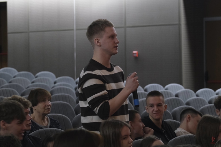 В Калининграде прошло интерактивное мероприятие, приуроченное к празднованию 10-летия Росгвардии 