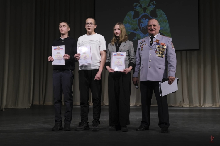 В Калининграде прошло интерактивное мероприятие, приуроченное к празднованию 10-летия Росгвардии 