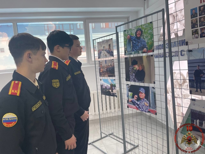 В Калининграде открылась фотовыставка, посвященная 10-летию образования войск национальной гвардии Российской Федерации