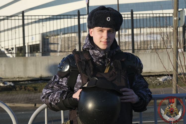 Калининградские росгвардейцы обеспечили безопасность 1/4 финала  Кубка России по футболу