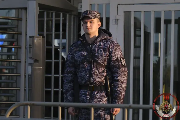  Безопасность матча Кубка России по футболу обеспечили росгвардейцы в Калининграде