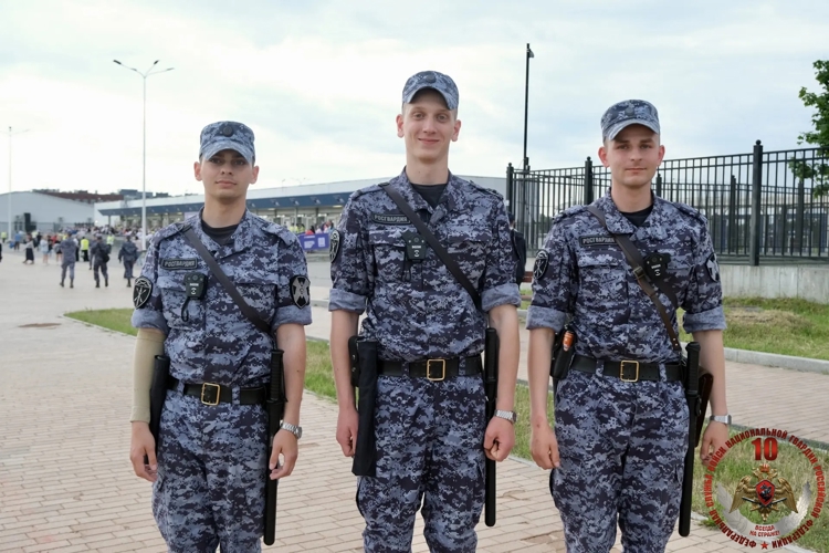 Безопасность игры сборной России по футболу обеспечили росгвардейцы в Калининграде