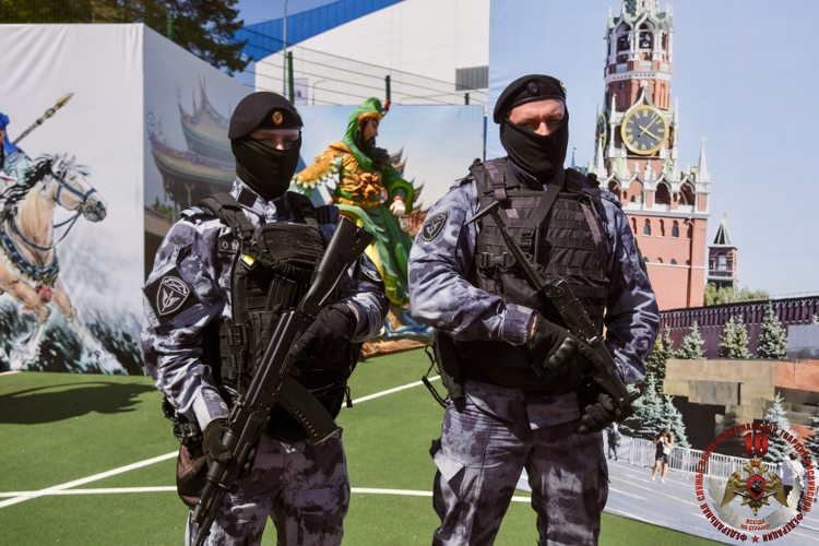 Росгвардейцы обеспечивают безопасность на 10-х Российско-Китайских молодежных летних играх 2026