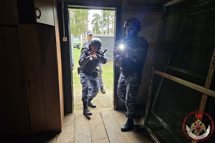 Калининградские росгвардейцы приняли участие в окружном этапе ежегодного Всероссийского конкурса профессионального мастерства среди сотрудников вневедомственной охраны Росгвардии