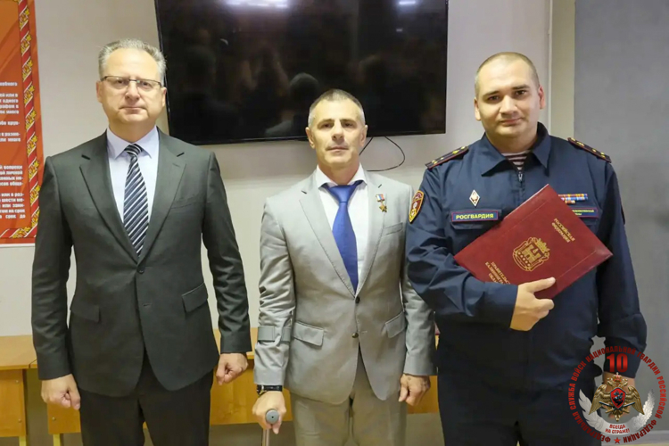 Росгвардейцам вручили награды Правительства Калининградской области  