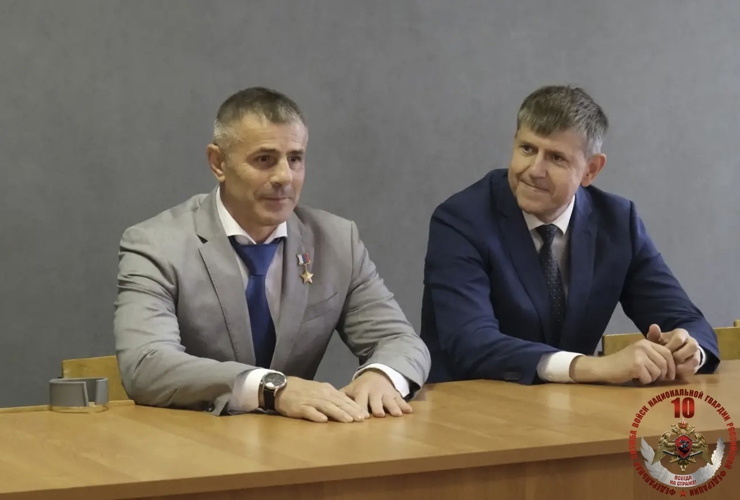 Росгвардейцам вручили награды Правительства Калининградской области  