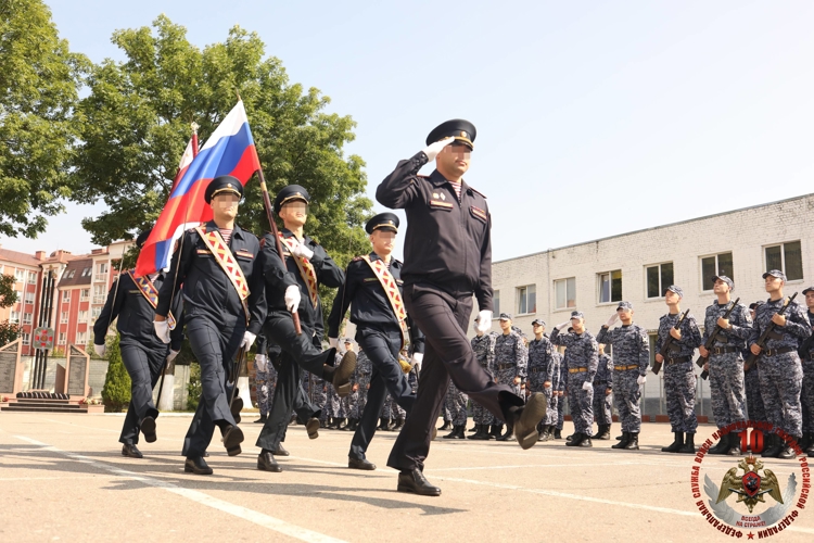 Призванные на службу в Росгвардию молодые калининградцы приняли Военную присягу 